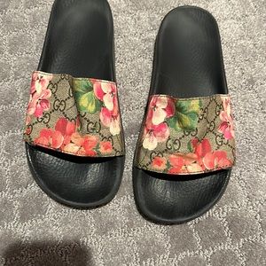 Gucci floral slides